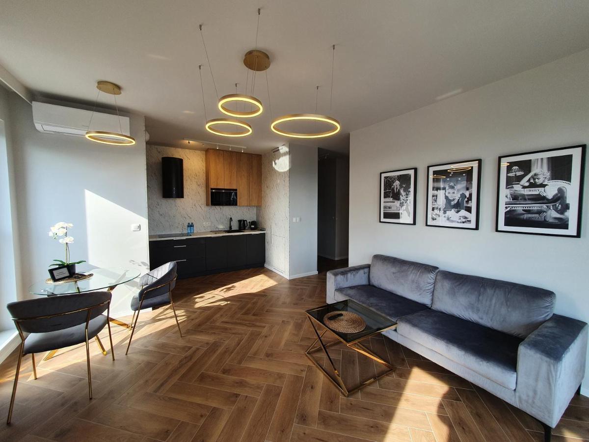 Pietro Sokolska 30 Towers: Luxury Apartments with City Views Katowice Exterior photo